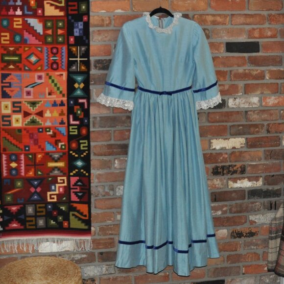 Vintage 60s Blue Raw Silk Handmade Grad Prom Maiden Costume Dress Gown XS W24" - Picture 9 of 10